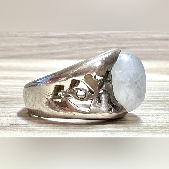 Vintage Badavici H.K. Sterling Silver Rainbow Moonstone Cabochon Ring, Size 7 - Picture 5 of 12